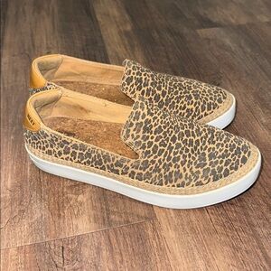 REEF cushion sunrise‎ se slip on in leopard size 7 women’s